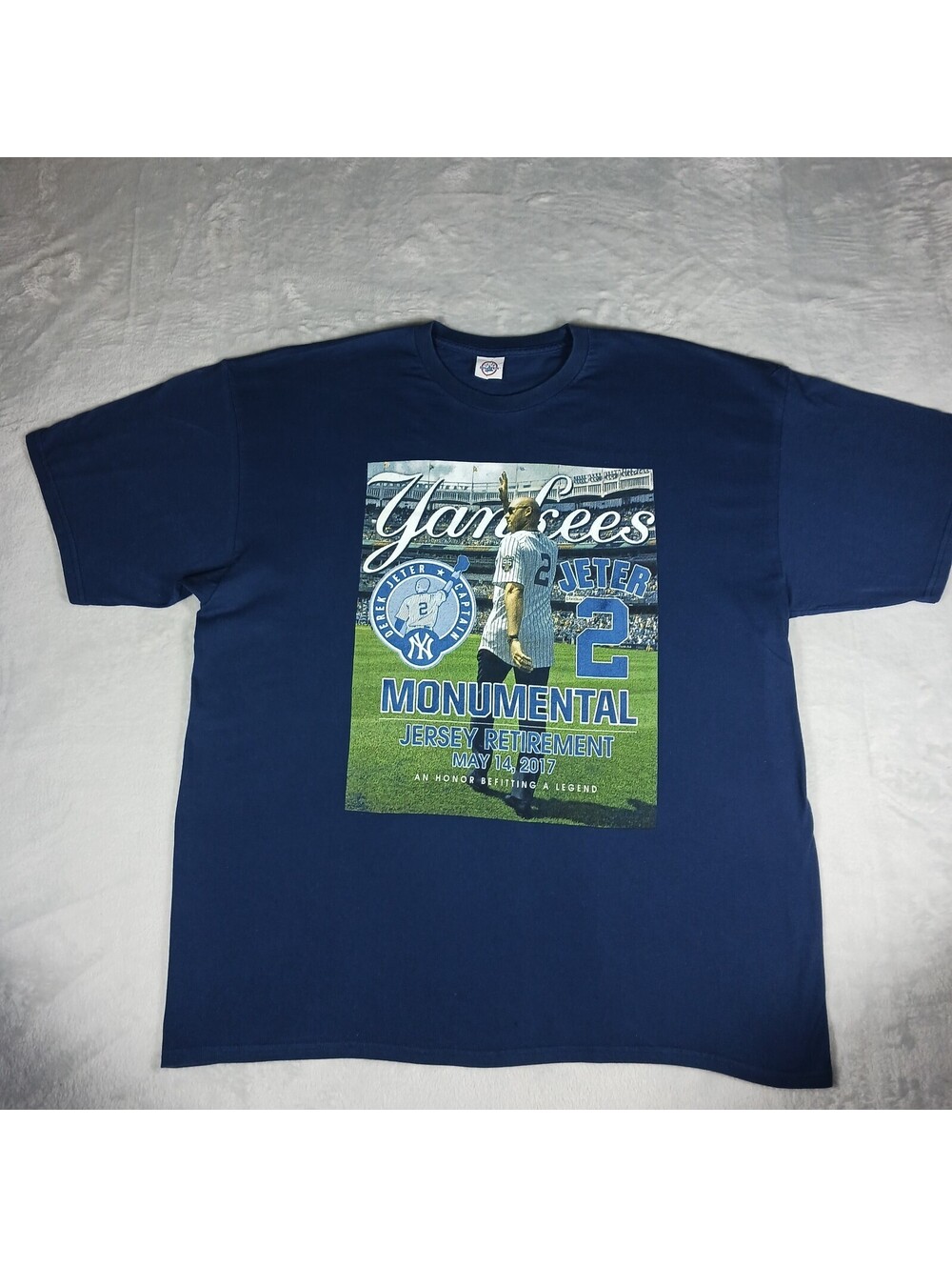 Derek Jeter New York Yankees Retirement T Shirt Size XL 2017 MLB Stadium Shirt